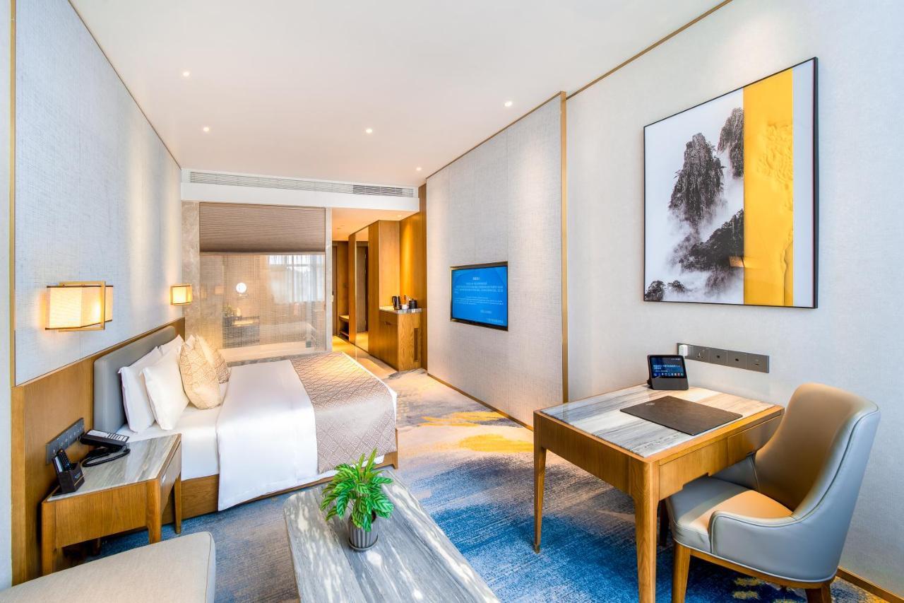 Wyndham Shiyan Downtown Hotel Ngoại thất bức ảnh