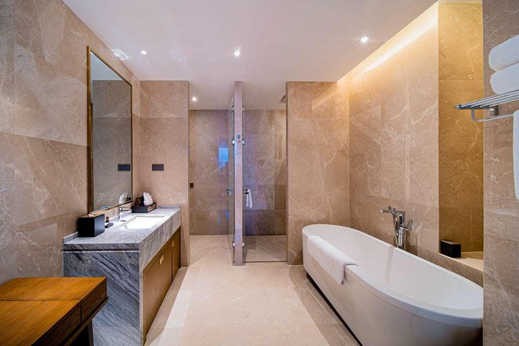 Wyndham Shiyan Downtown Hotel Ngoại thất bức ảnh