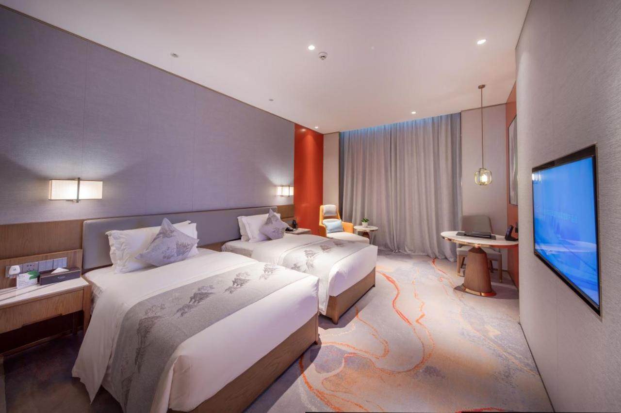 Wyndham Shiyan Downtown Hotel Ngoại thất bức ảnh