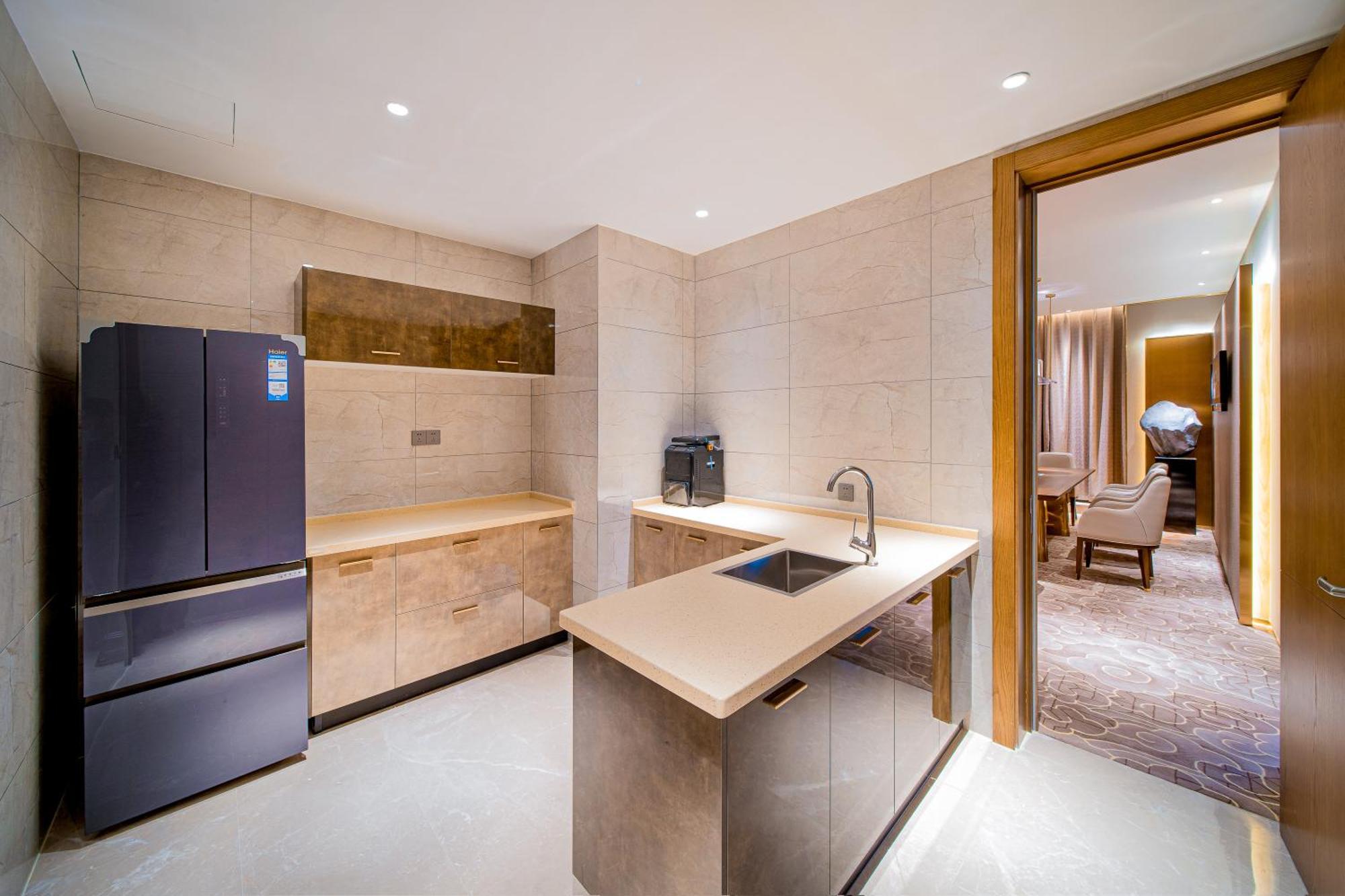 Wyndham Shiyan Downtown Hotel Ngoại thất bức ảnh