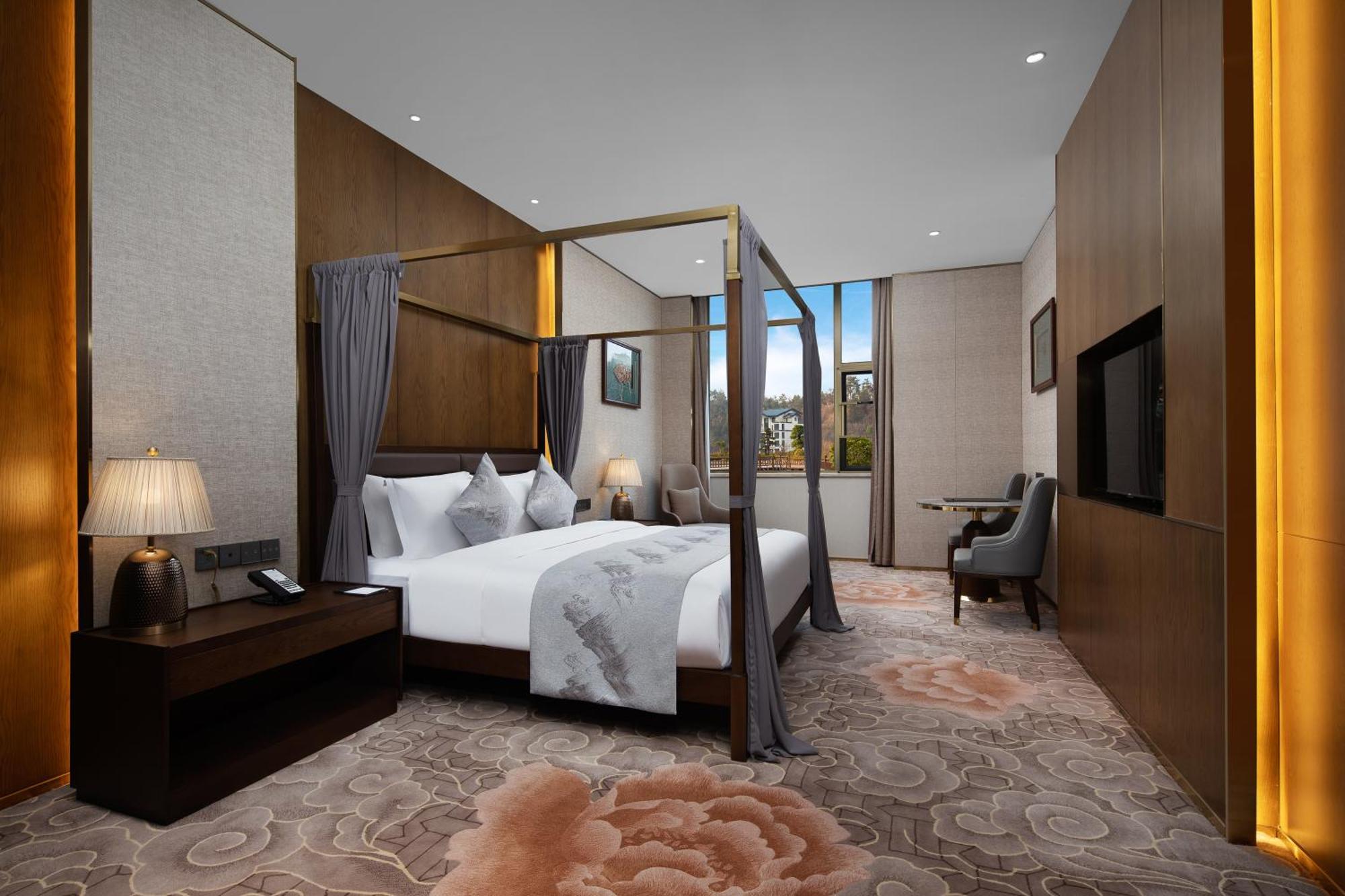 Wyndham Shiyan Downtown Hotel Ngoại thất bức ảnh